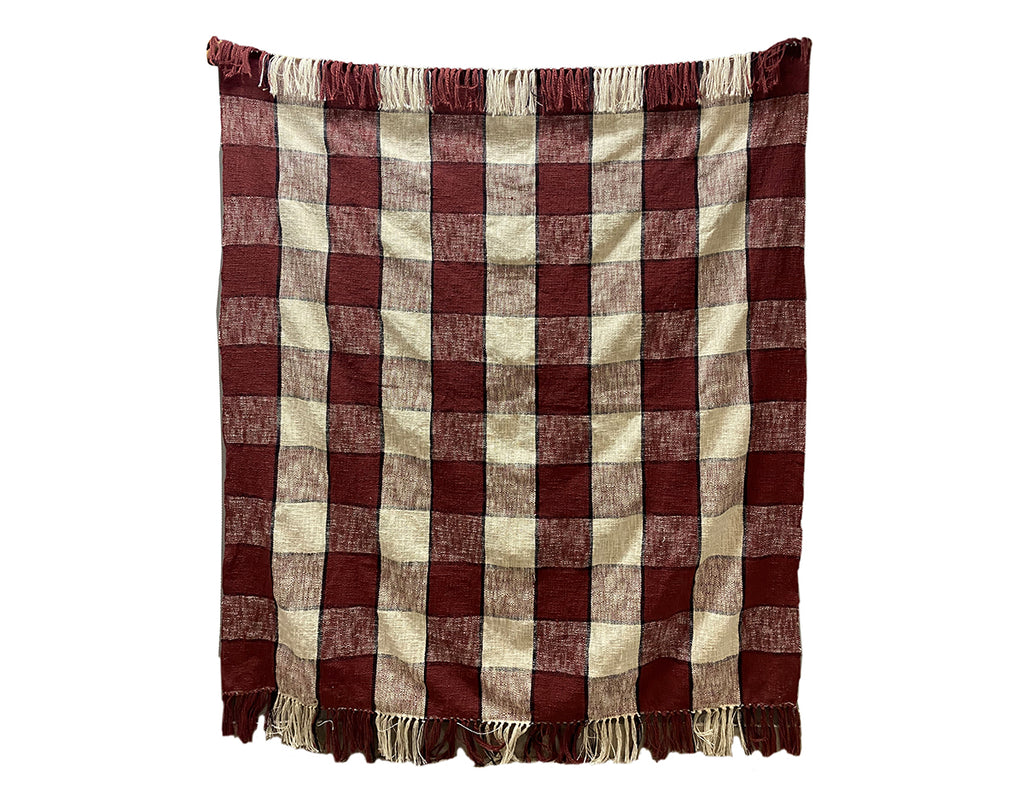 Finlay Red and White Throw THROW