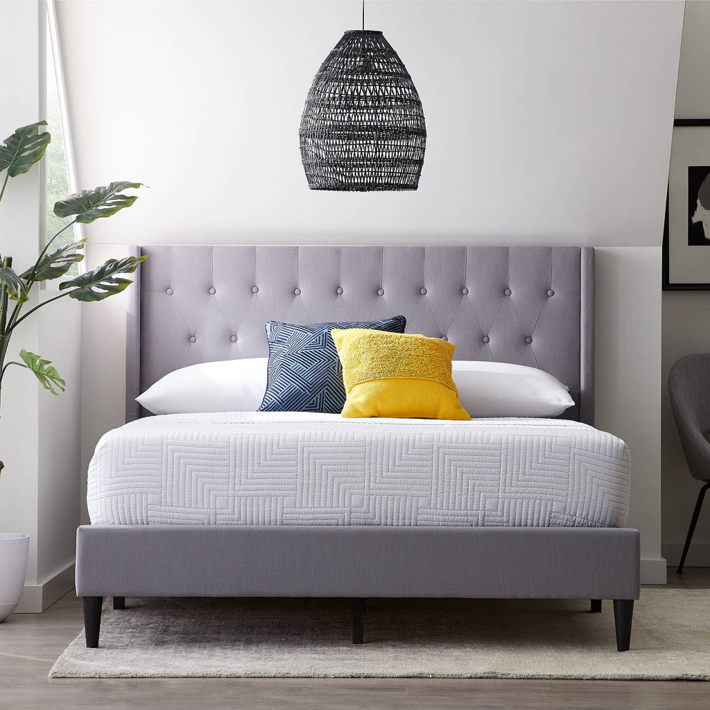 Weekender™ Wren Upholstered Bed Furniture