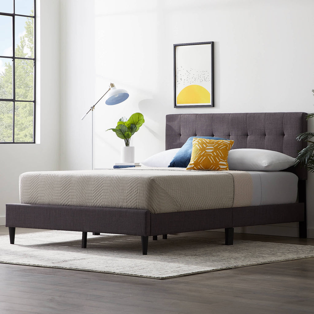 Weekender™ Hart Upholstered Bed Furniture
